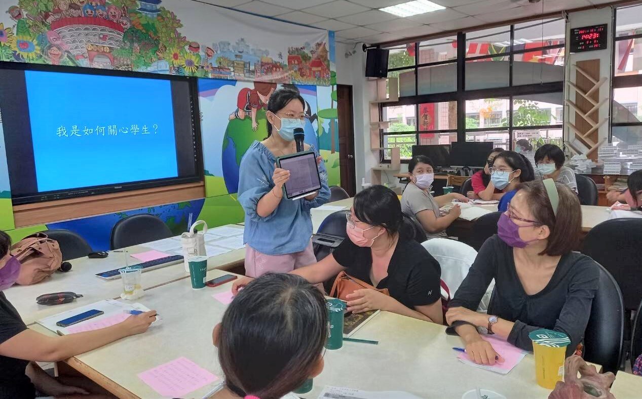 北新國小「阿德勒教室社群」，以正向心理學為核心，結合阿德勒、薩提爾與SEL三大系統