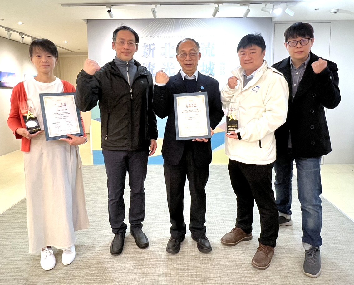 樟樹國際實創高中與竹林中學雙雙榮獲「未來教育企業特別獎」