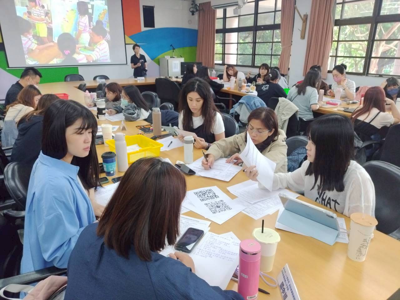 樂利國小初階專業回饋研習（新進專場）教師討論