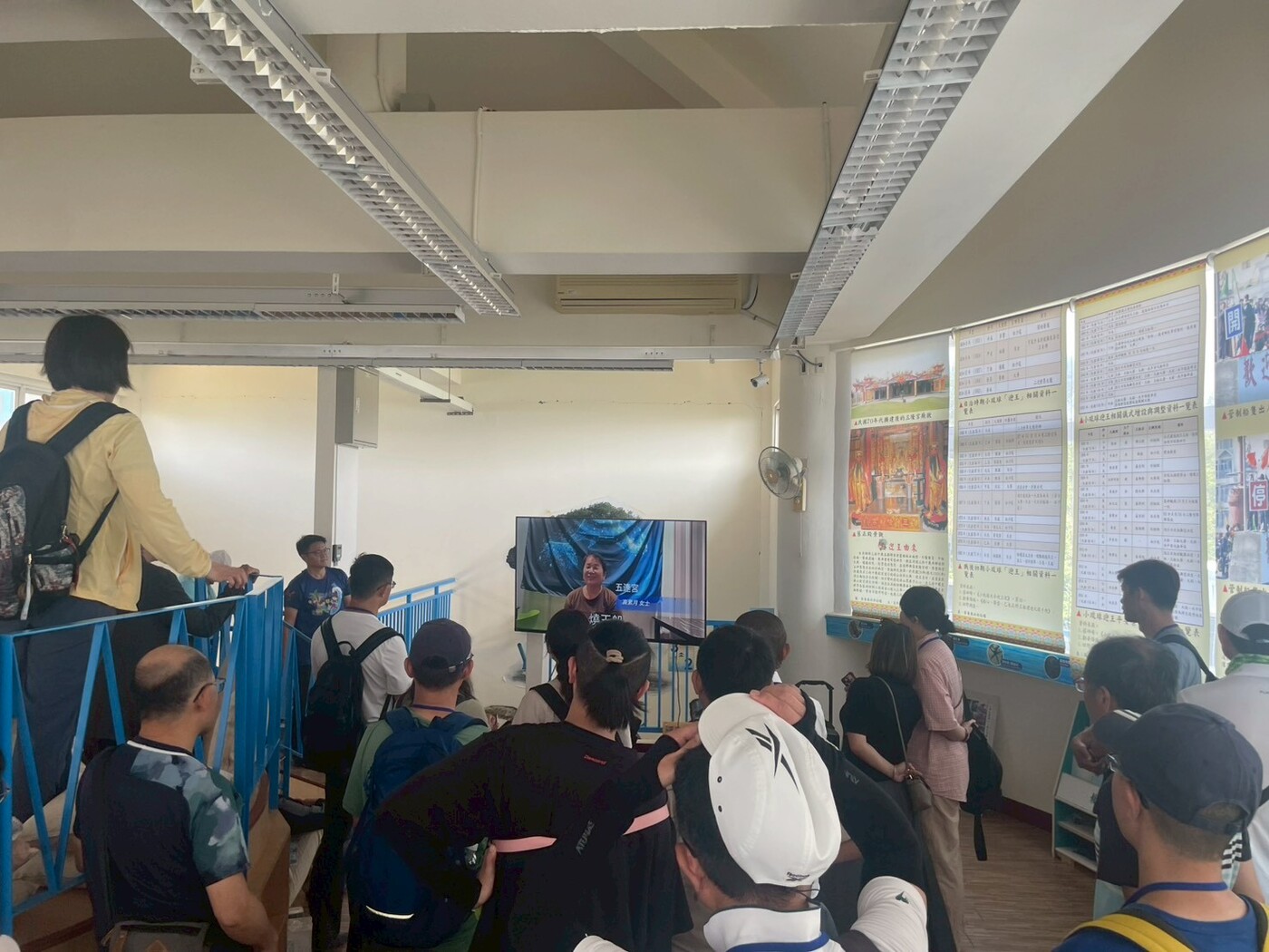 琉球國小圖書館導覽